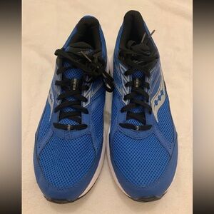 Saucony Men’s Sneakers Size 12 Blue New without box